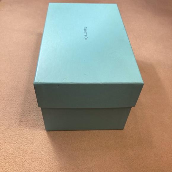Tiffany & Co. Classic blue medium accessory gift box, to keep crystal,porcelain - Picture 3 of 13